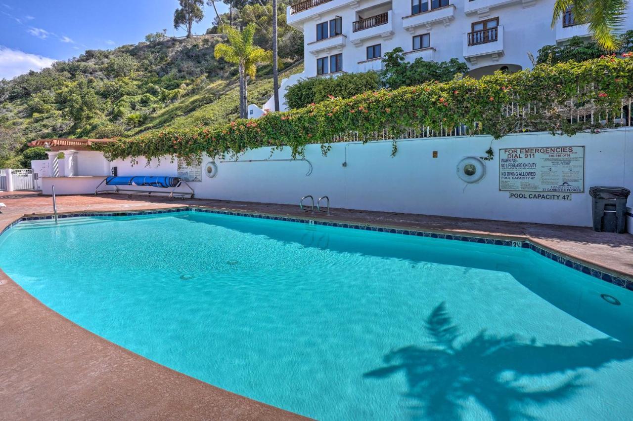 Quiet Avalon Getaway Villa With Ocean View And Balcony Extérieur photo