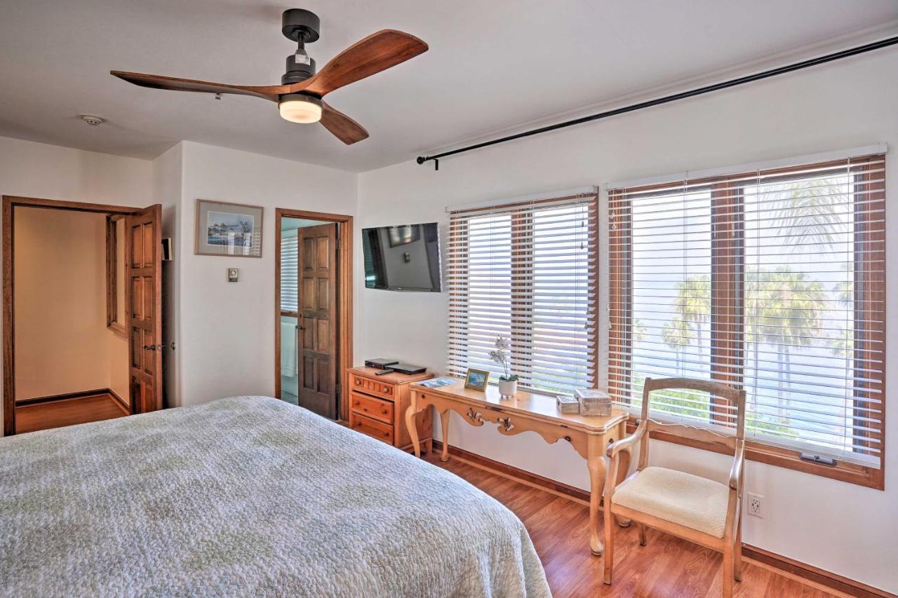 Quiet Avalon Getaway Villa With Ocean View And Balcony Extérieur photo